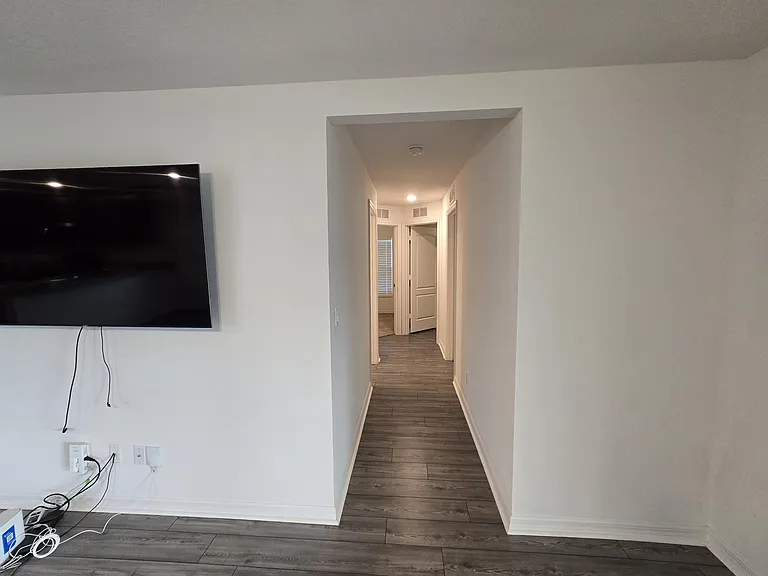 2198 SW Algiers St — Photo 51