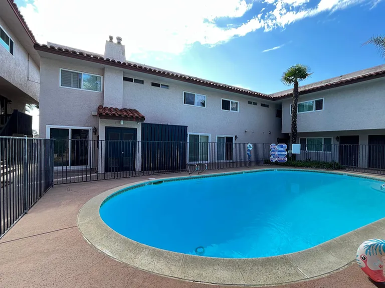 2582 Del Mar Heights Rd #17 — Photo 42