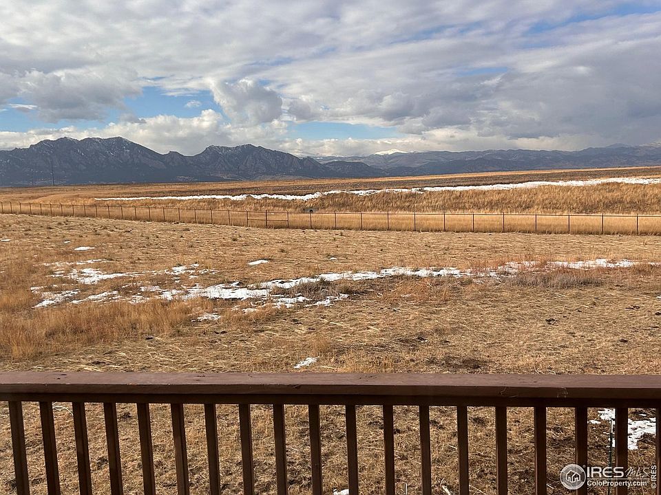 2nd image of 1695 Rockview Cir