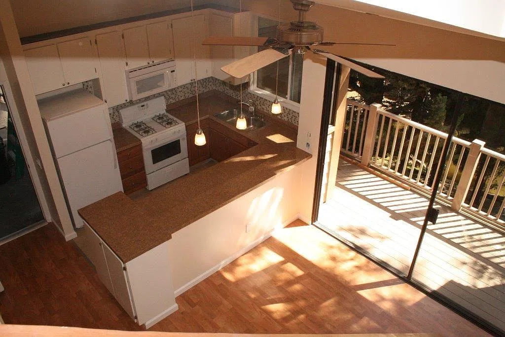1 bed, 850 sqft, $2,495 — Photo 1