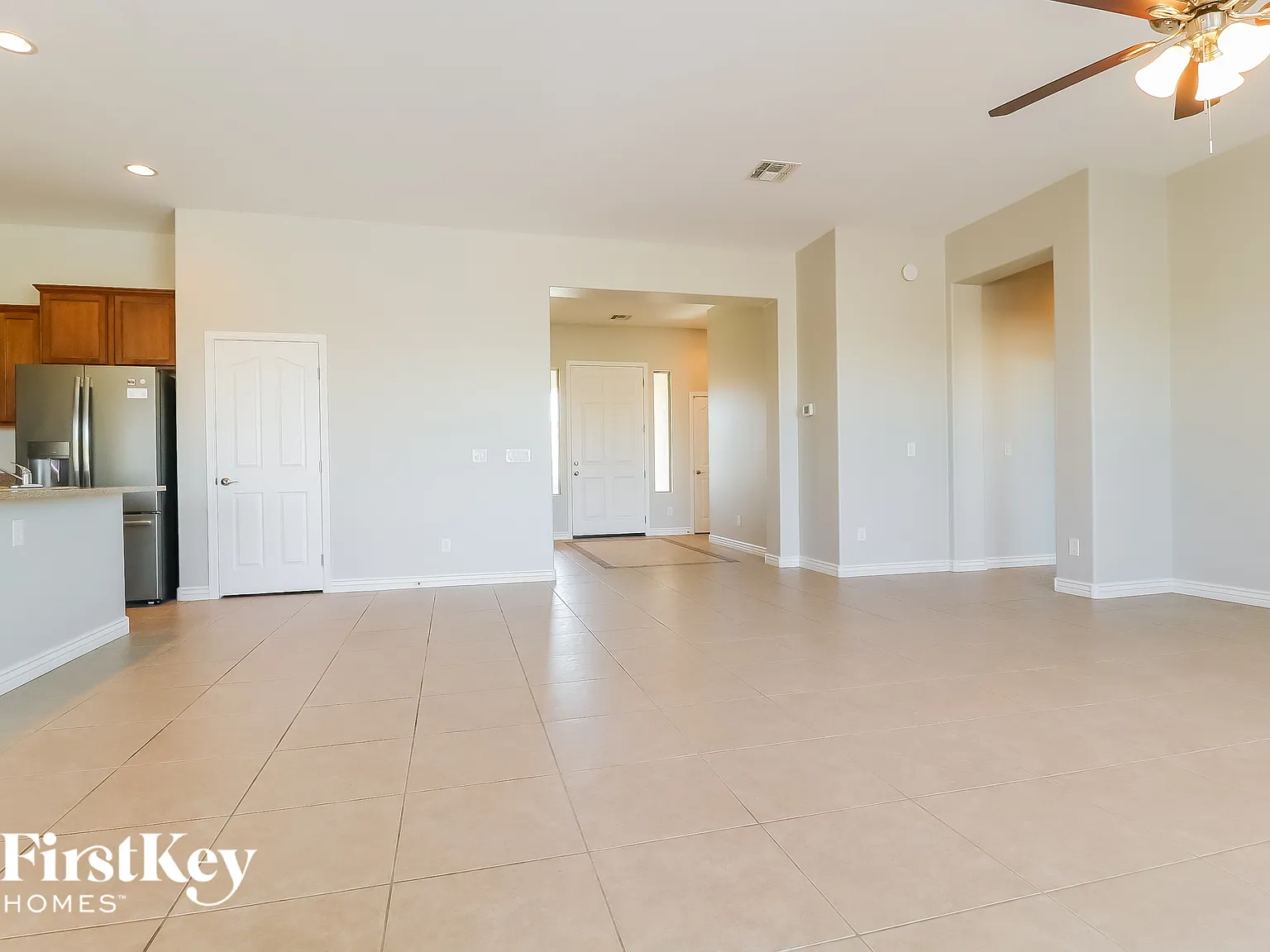 3 bed, 2.0 bath, 1897 sqft, $2,700 — Photo 4
