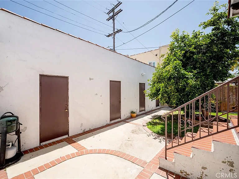 216 E Windsor Rd #2 — Photo 20