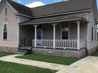 924 8th St S, Columbus, MS 39701