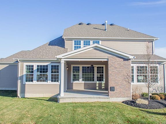 3rd image of 9387 Grace Dr
