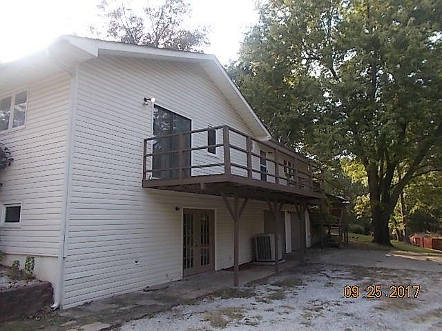 2nd image of 102 Eagle Ridge Rd