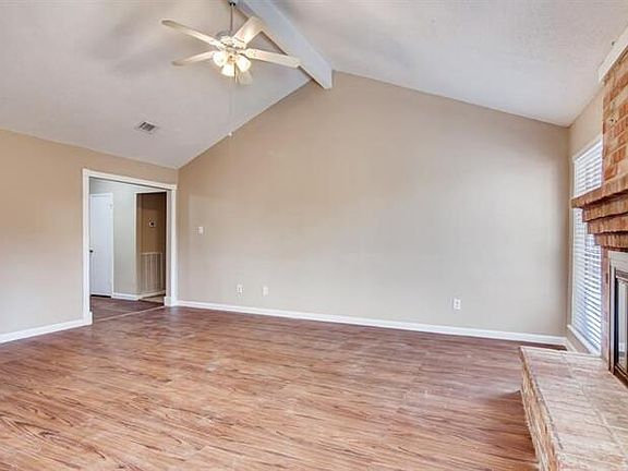 2nd image of 18919 Jodywood Dr
