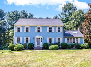 11 Lakeview Rd, Foxboro, MA 02035