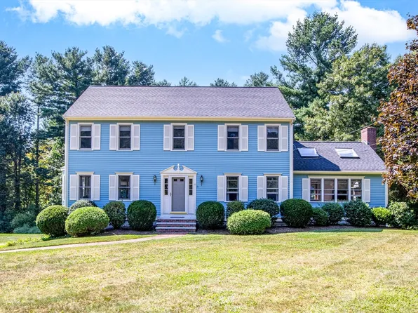 11 Lakeview Rd, Foxboro, MA 02035