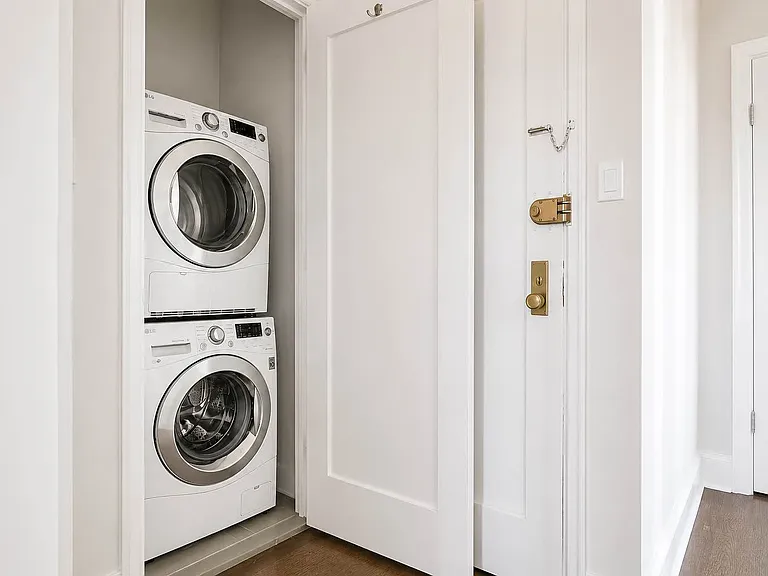 10 Sheridan Sq #10F — Photo 6