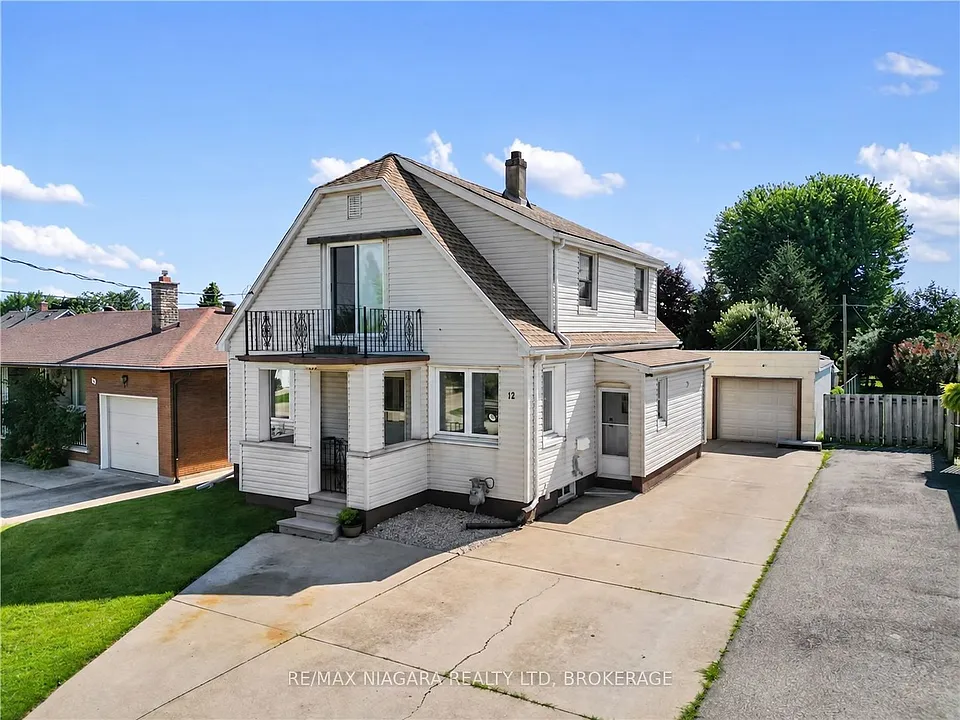 12 West St S #UPPER