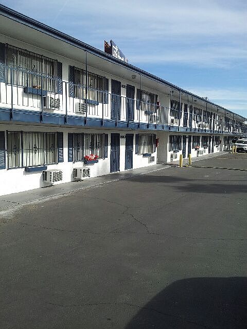 2nd image of 4600 Paradise Rd Unit 18