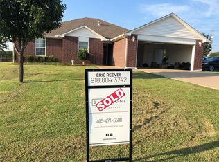 1401 Crestview Dr, Cleveland, OK 74020