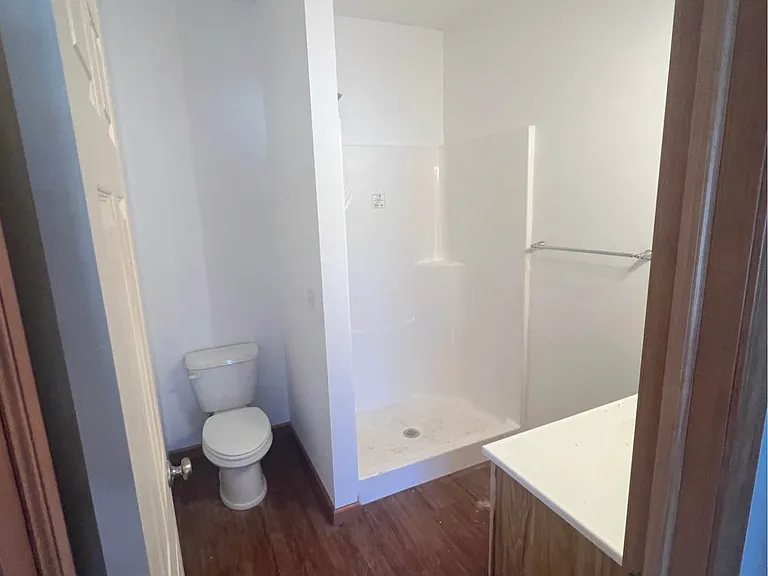 420 Johnston St #2 — Photo 6
