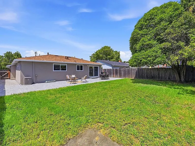 36023 Pizarro Dr — Photo 8