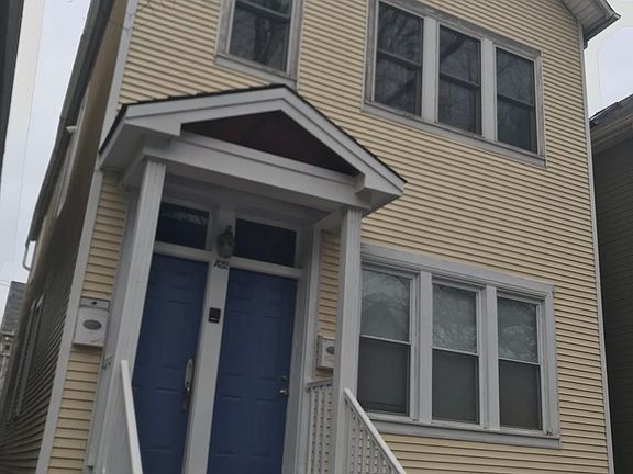 5th image of 1432 W Barry Ave APT 1
