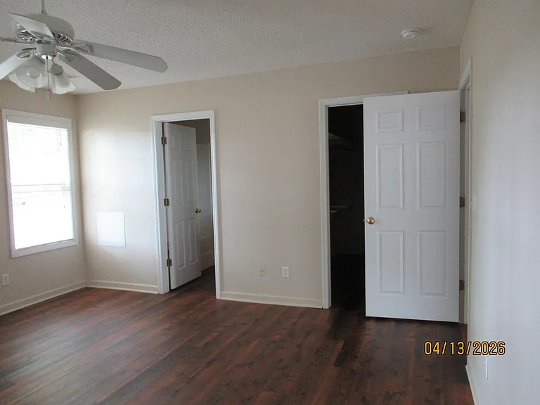 3590 Oleander Dr — Photo 12