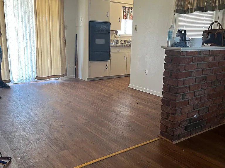 220 Harrell Dr — Photo 6