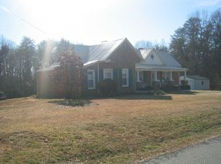 1302 Church St, Eden, NC 27288