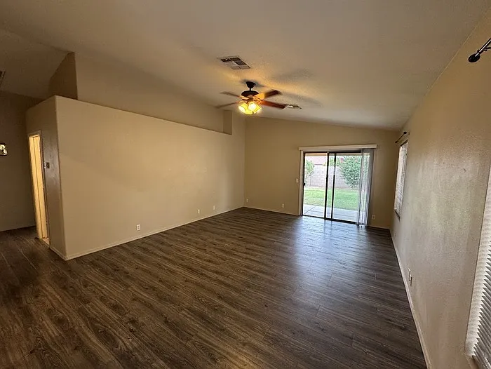 15940 N 86th Ln — Photo 6