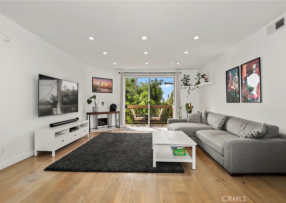 2263 Fox Hills Dr Los Angeles CA | Zillow