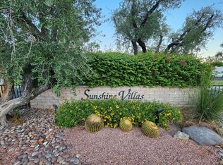 2215 Sunshine Way, Palm Springs, CA 92264