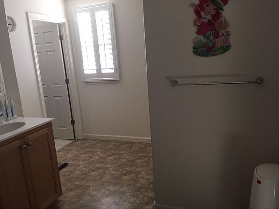 4th image of 107 Palomino Pl