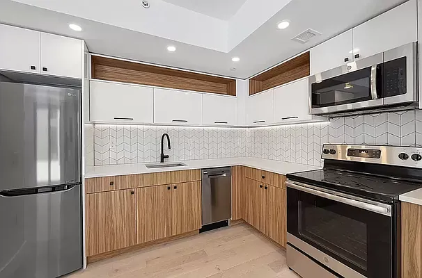 Rented by REAL New York | media 15