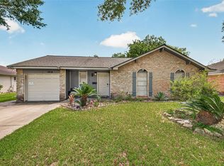1914 Oaklawn St, Sugar Land, TX 77498