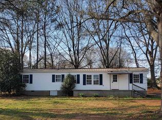 73 N Lakeview Dr, Duncan, SC 29334