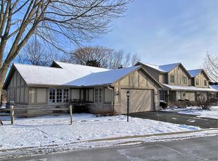 17730 Caribou Pass UNIT A, Brookfield, WI 53045