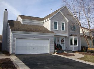 244 N Southport Rd, Mundelein, IL 60060