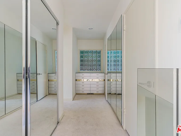 811 N Hillcrest Rd — Photo 20