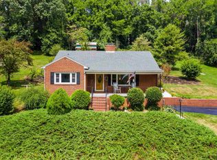818 N Coalter St, Staunton, VA 24401