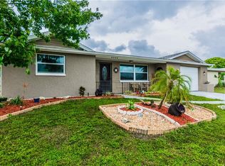 9300 Crabtree Ln, Port Richey, FL 34668