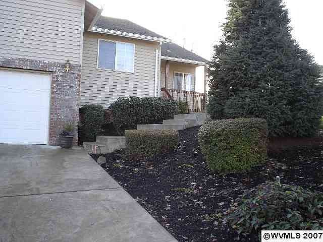 Single Level Duplex