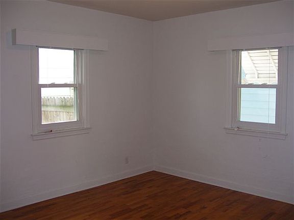 3710_francis bedroom