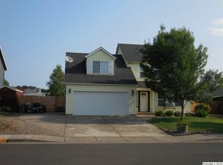 1632 SW Filbert Ln, Dallas, OR 97338