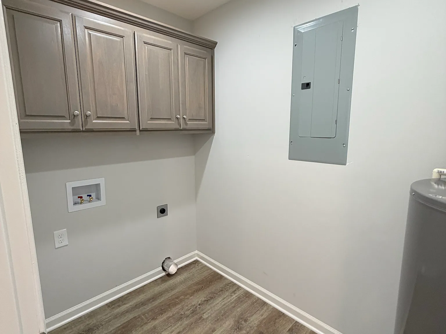 3 bed, 1500 sqft, $1,800 — Photo 4