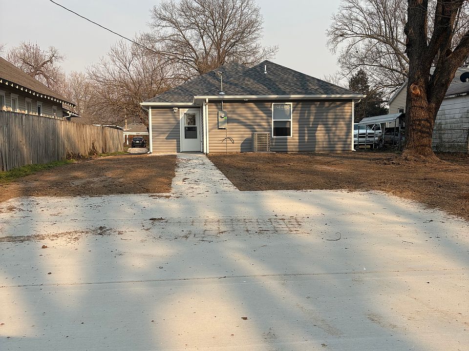 2nd image of 1722 S Porter Ave #3