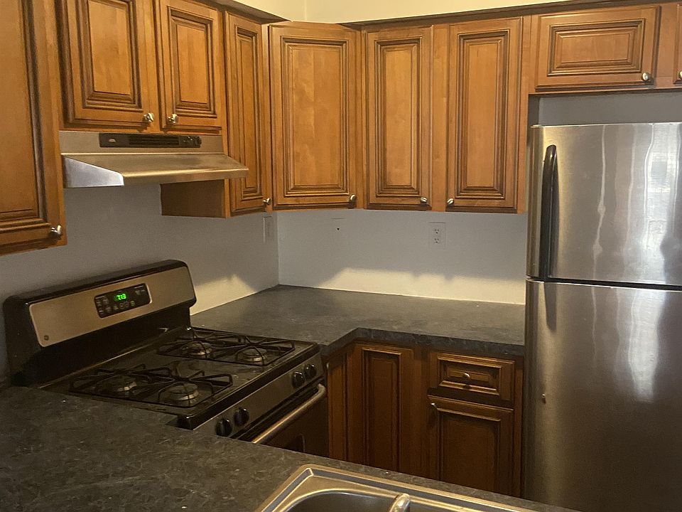 1st image of 1813 N Gratz St #1