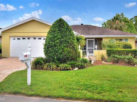 3rd image of 412 Birksdale Ct