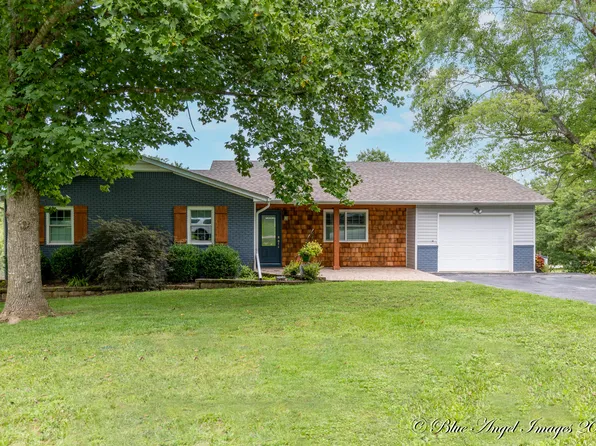 8400 County Road 8930, West Plains, MO 65775