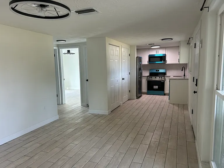 6129 Georgia Ave — Photo 4