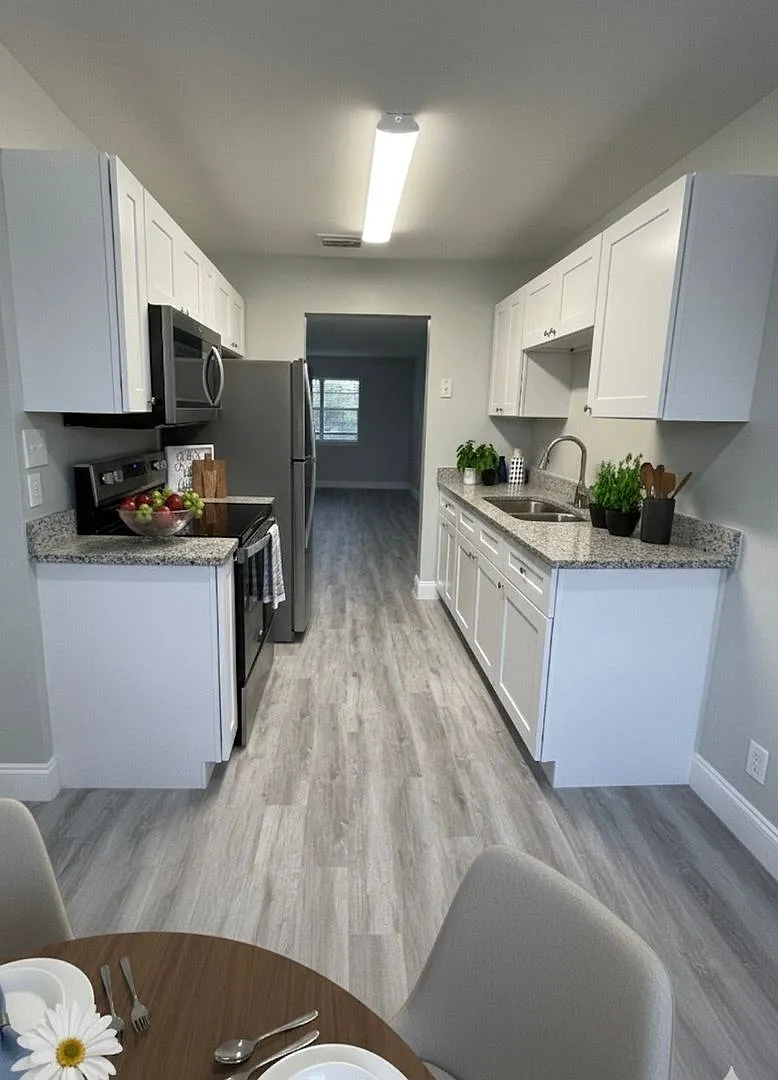 Barna Apartments — Photo 1