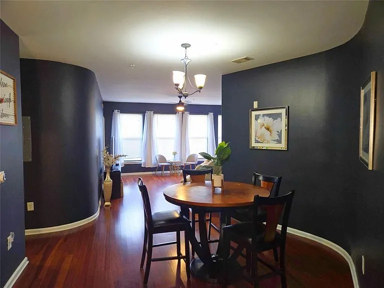 898 Oak St SW #3203 — Photo 6