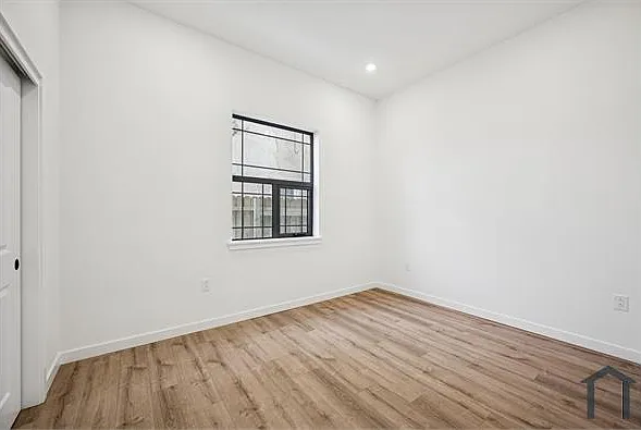 5139 Wayne Ave — Photo 15