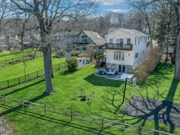 32 Mcnabb Rd, Jefferson Twp., NJ 07849