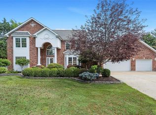 10003 Schuessler Rd, Saint Louis, MO 63128