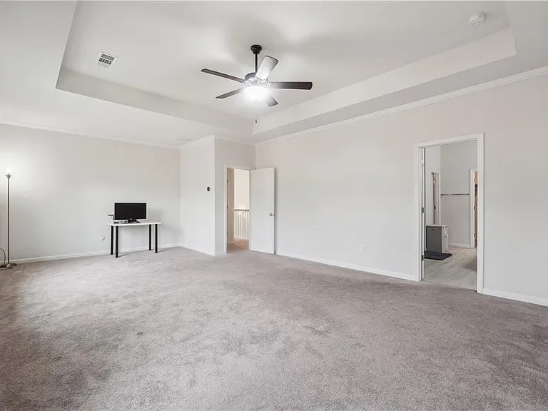 4055 Starwood Dr — Photo 36