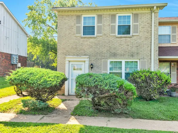 1301 Neelys Bend Rd APT D27, Madison, TN 37115